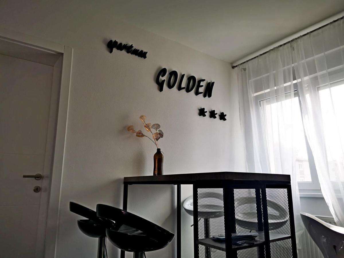 Golden - Self Check In Apartment Осиек Екстериор снимка