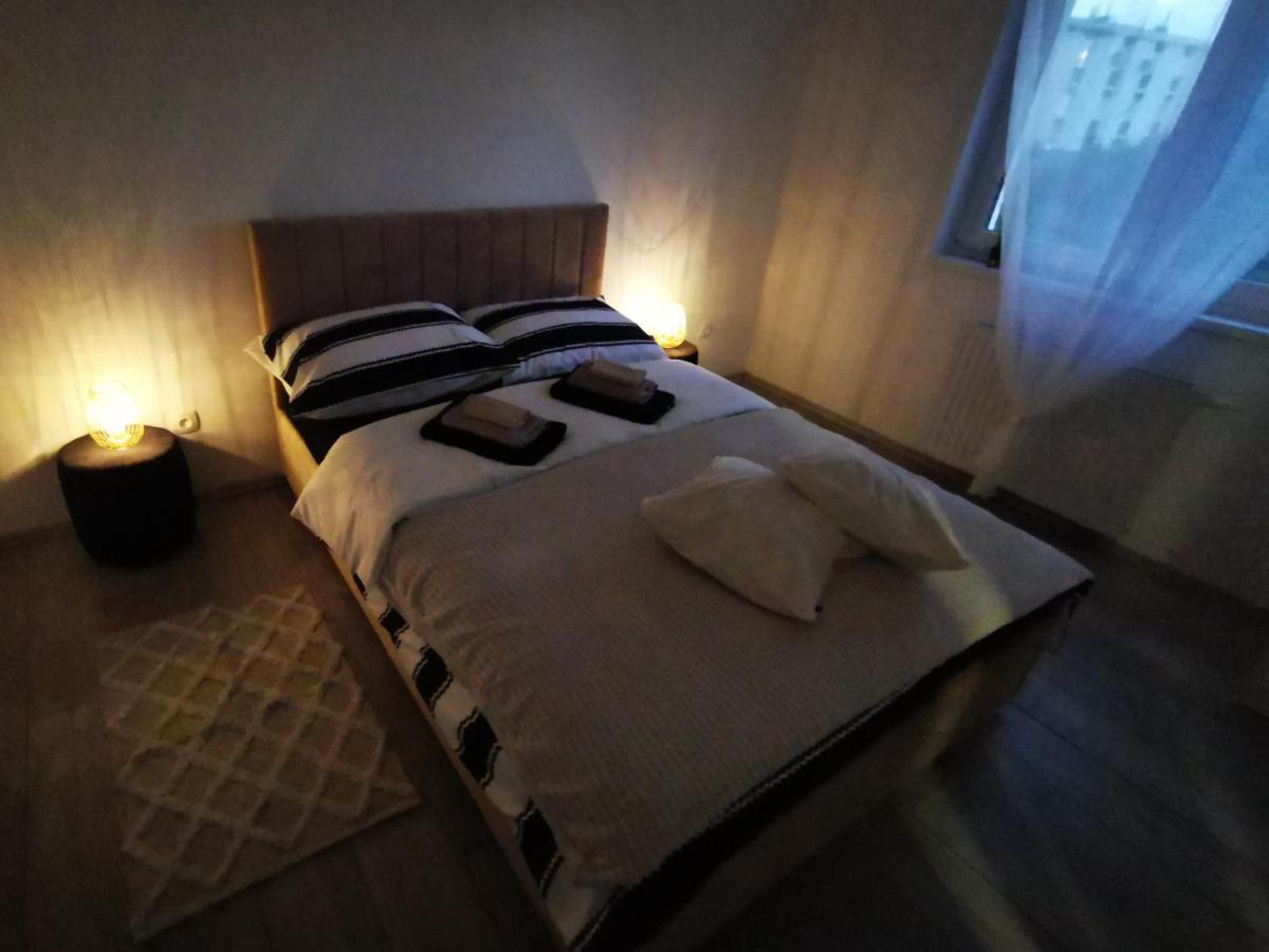Golden - Self Check In Apartment Осиек Екстериор снимка