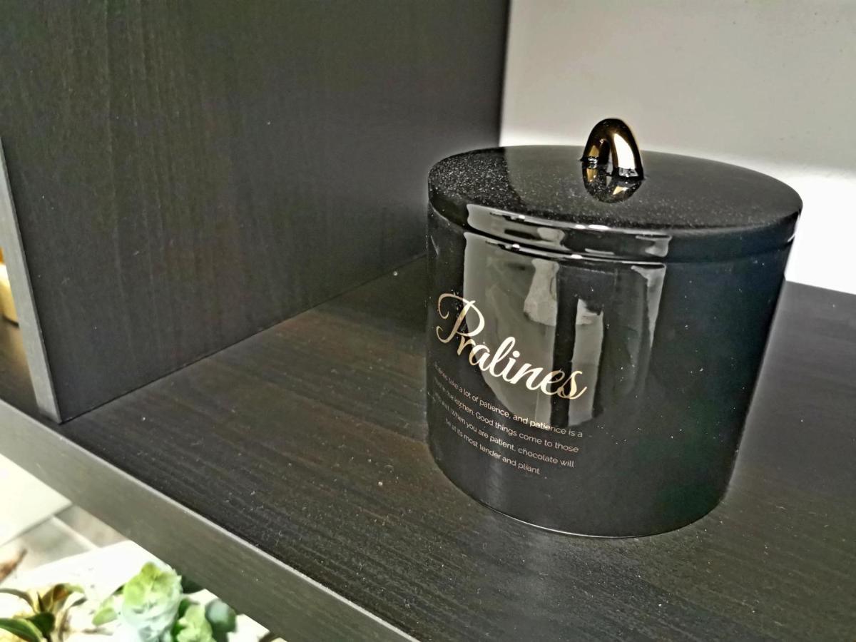Golden - Self Check In Apartment Осиек Екстериор снимка