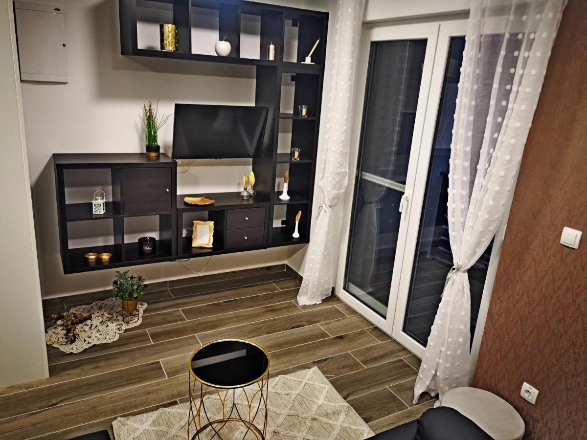 Golden - Self Check In Apartment Осиек Екстериор снимка