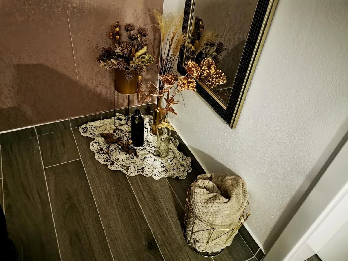 Golden - Self Check In Apartment Осиек Екстериор снимка