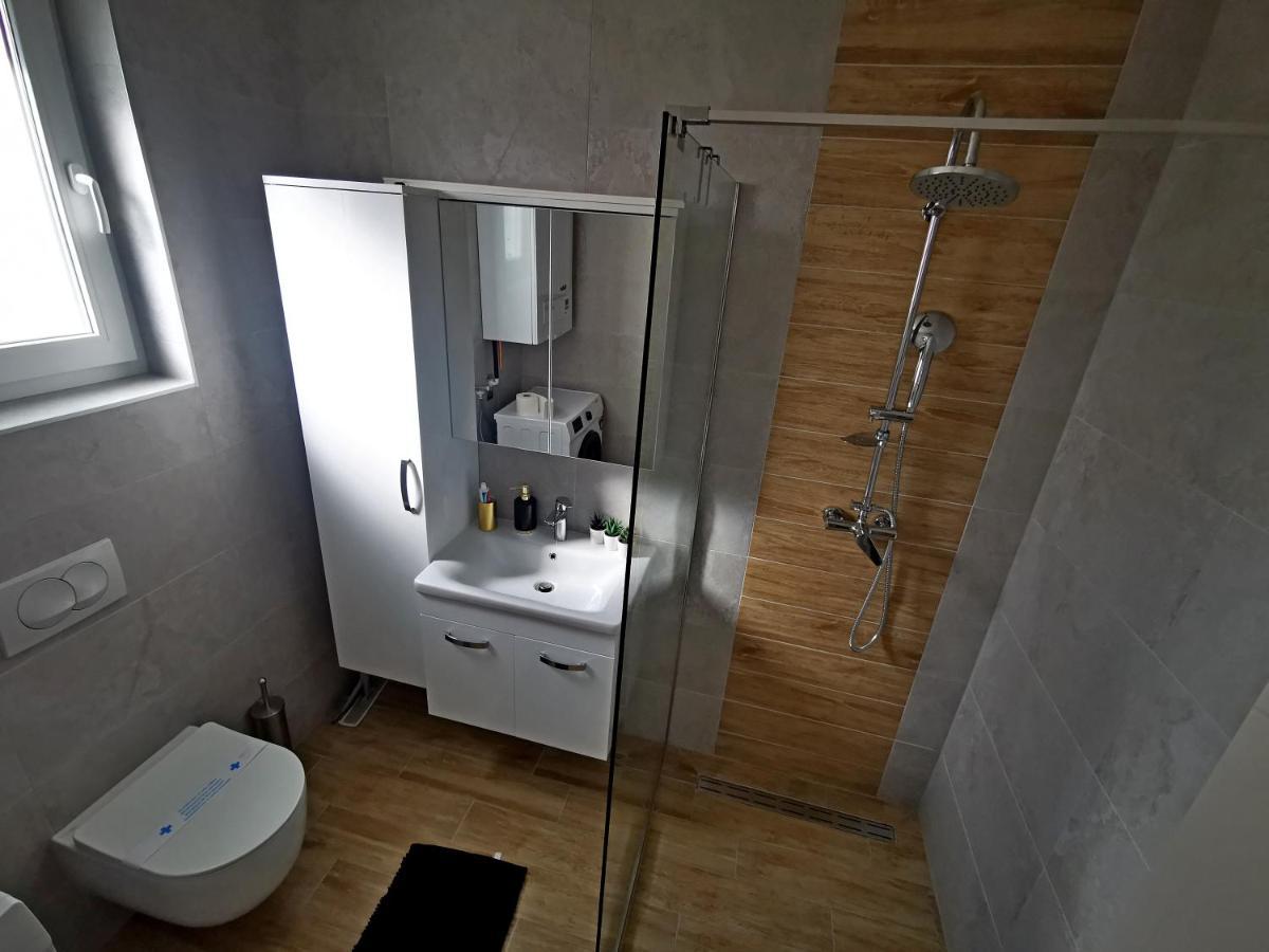 Golden - Self Check In Apartment Осиек Екстериор снимка